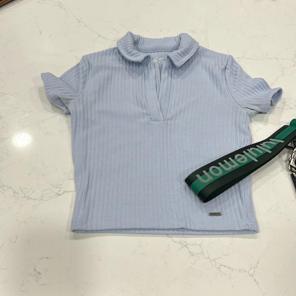 Hollister must-have collection ribbed baby blue tee - Picture 1 of 5